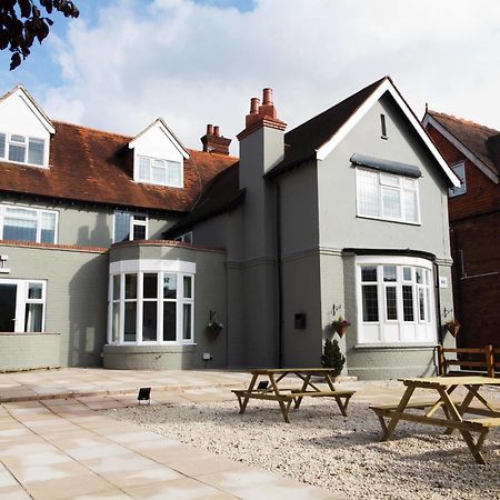 Rye Court Hotel High Wycombe Esterno foto