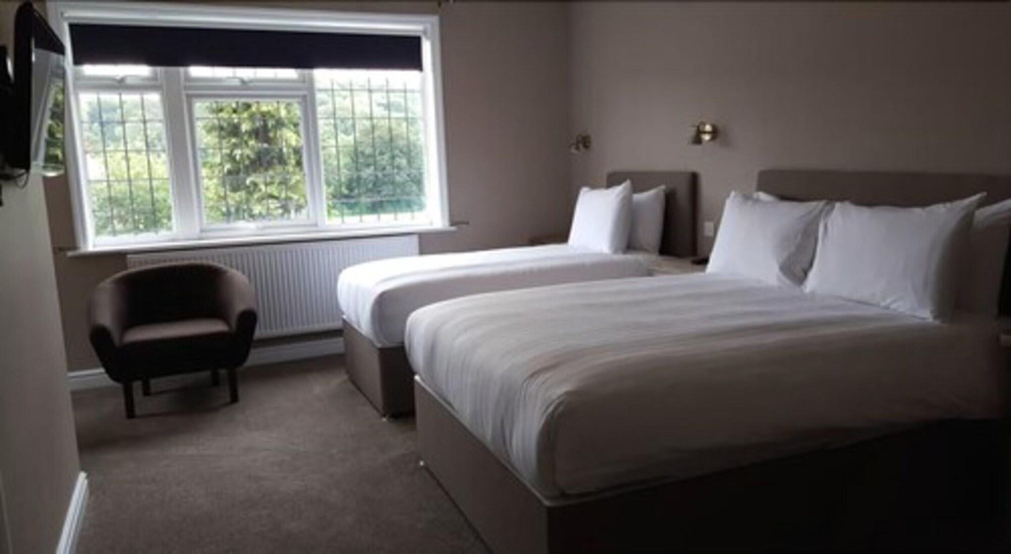 Rye Court Hotel High Wycombe Esterno foto