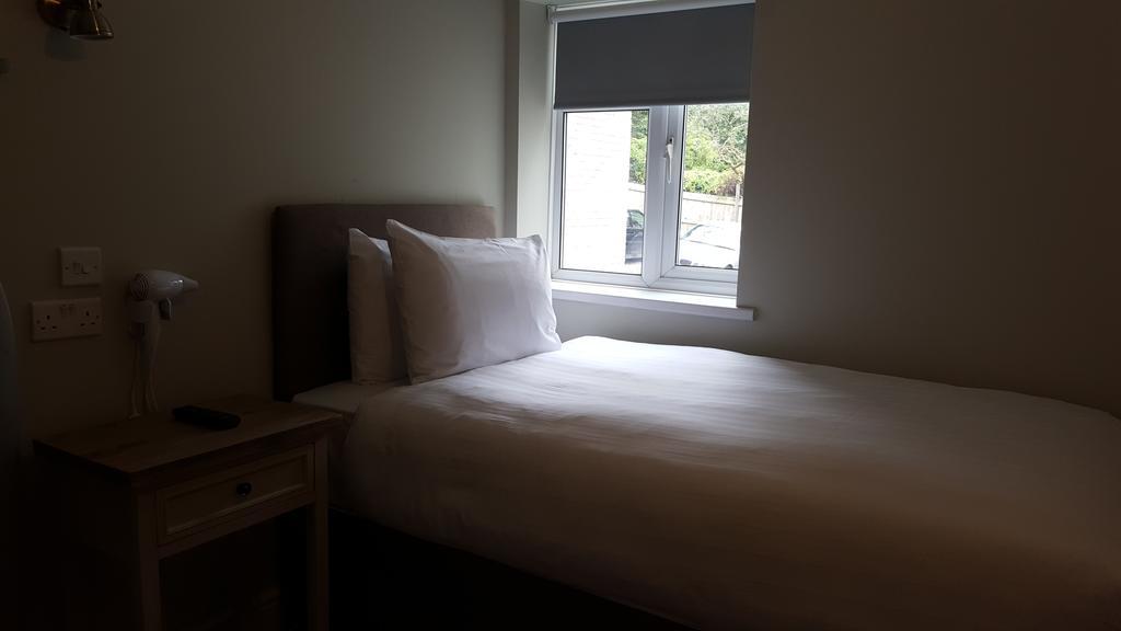 Rye Court Hotel High Wycombe Esterno foto